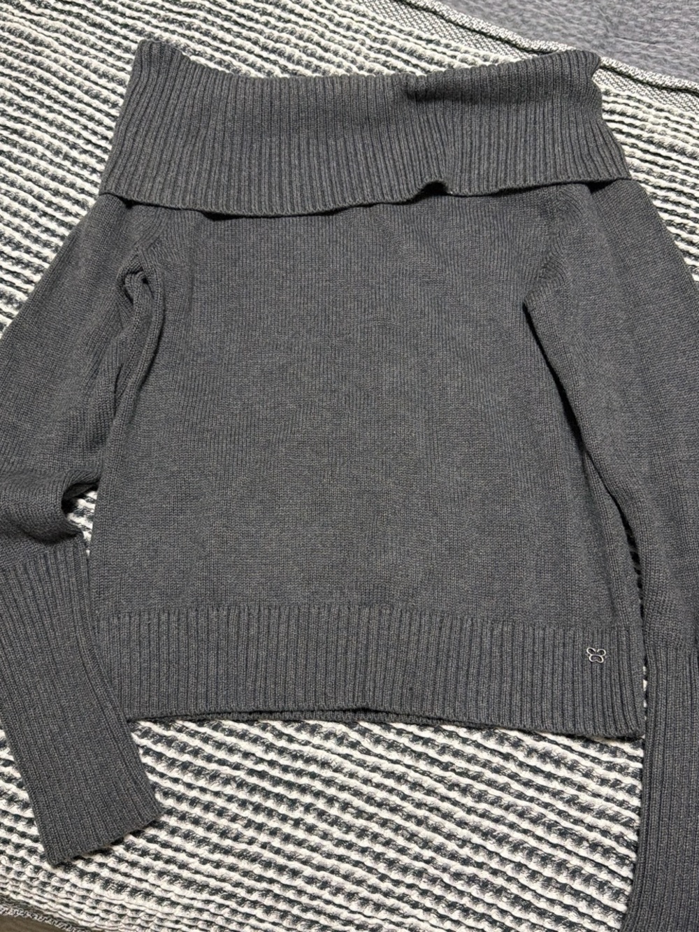 Aritzia Sunday Best Off-Shoulder Charcoal Knit Sweater - Women's